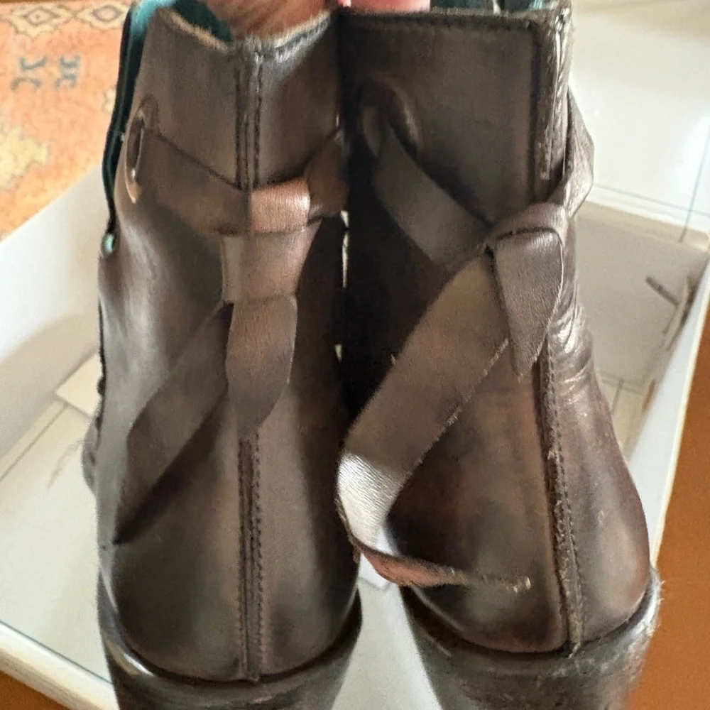 Bed Stu Dark Brown Leather Ankle Boots - Picture 3 of 6